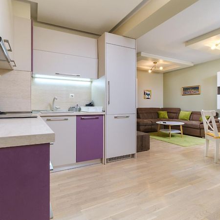Riverside 2-Bedroom Apartment Plovdiv Luaran gambar