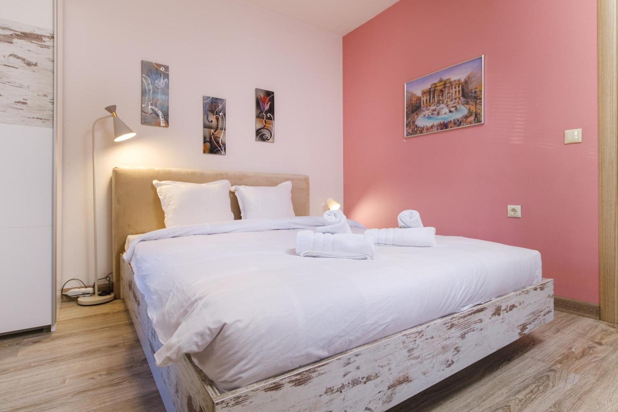 Riverside 2-Bedroom Apartment Plovdiv Luaran gambar