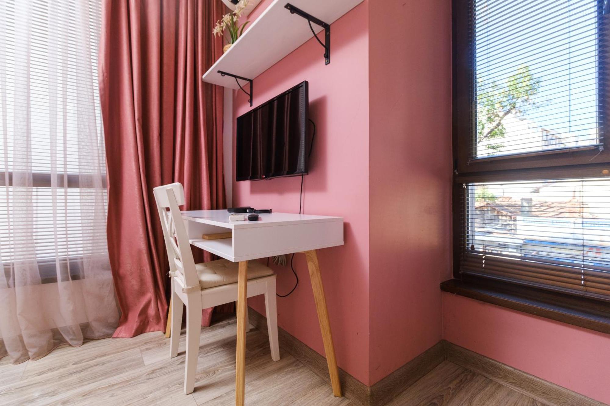 Riverside 2-Bedroom Apartment Plovdiv Luaran gambar