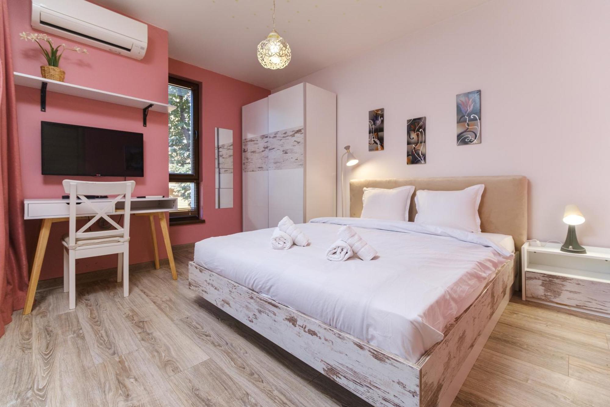 Riverside 2-Bedroom Apartment Plovdiv Luaran gambar